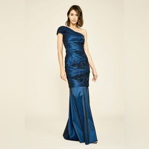 TADASHI SHOJI carina pleated one-shoulder taffeta mermaid gown